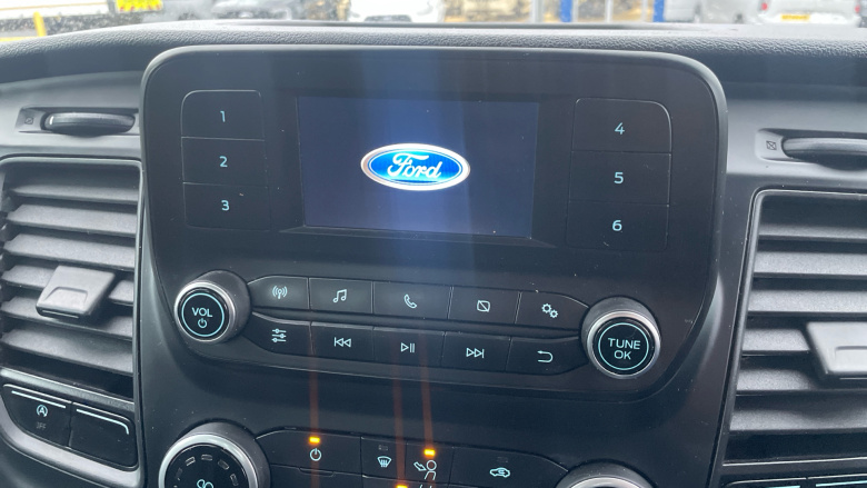 Ford Transit 350 L2 Diesel Rwd 2.0 EcoBlue 130ps Leader Tipper [1 Way]